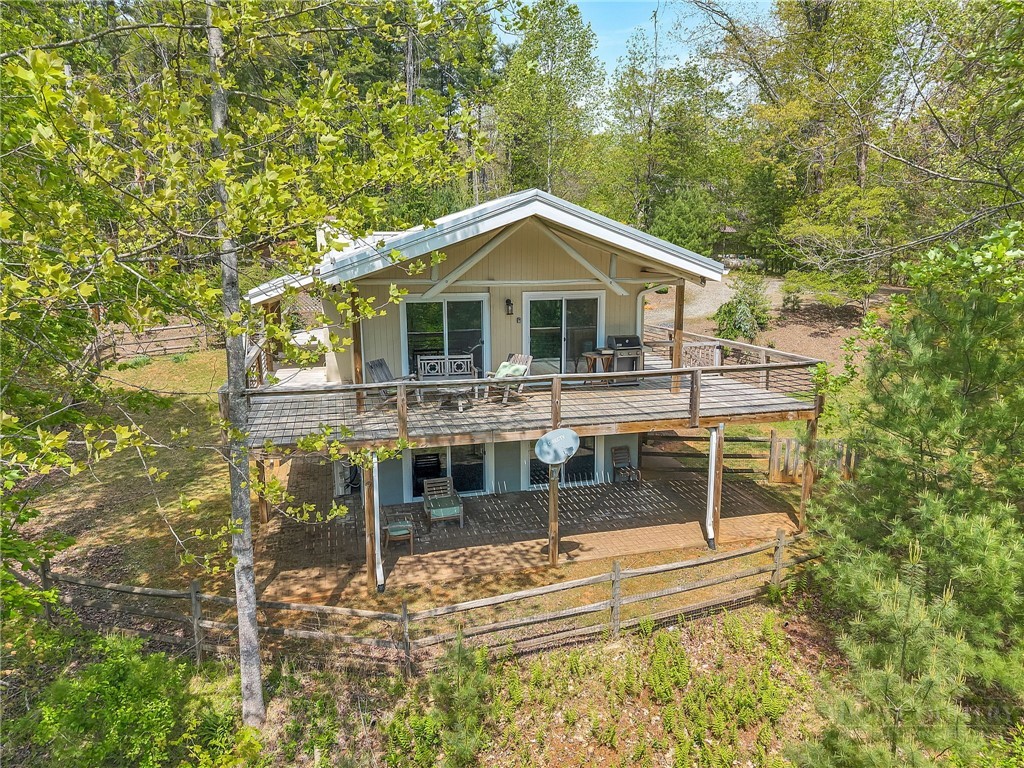 607 Skyline Road