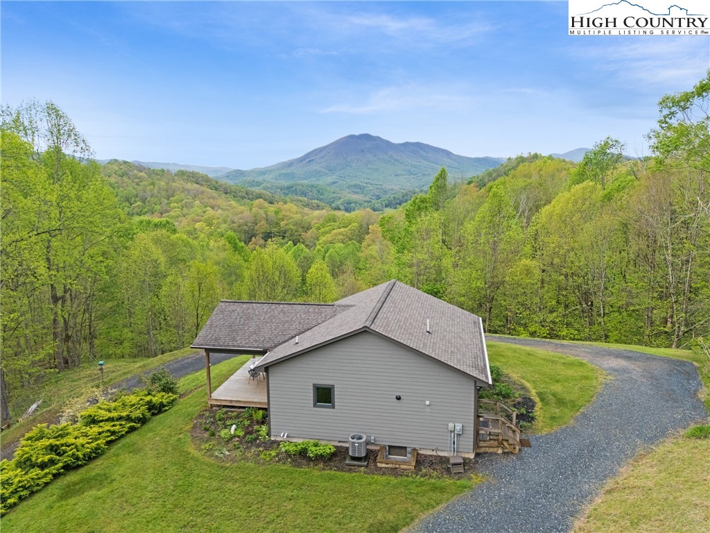 630 Graybeal Hollow