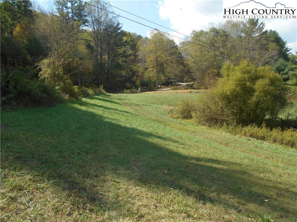 MLS 218172 634 Watauga River Rd Road, Sugar Grove, NC 28679