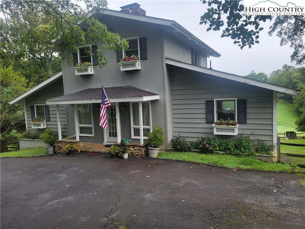 638 Ridge Road
