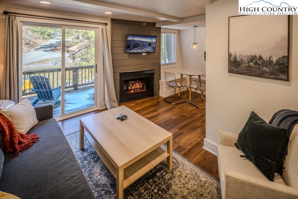 64 Creekside Drive B