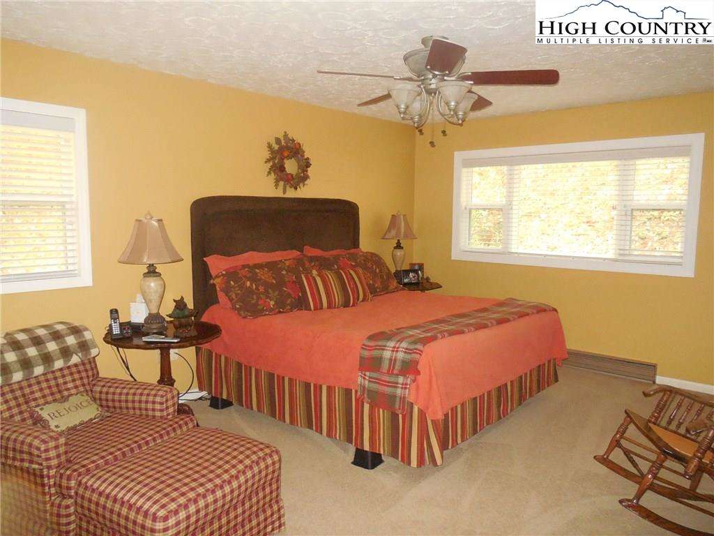 MLS 221737 651 Mountain Glen, Newland, NC 28657