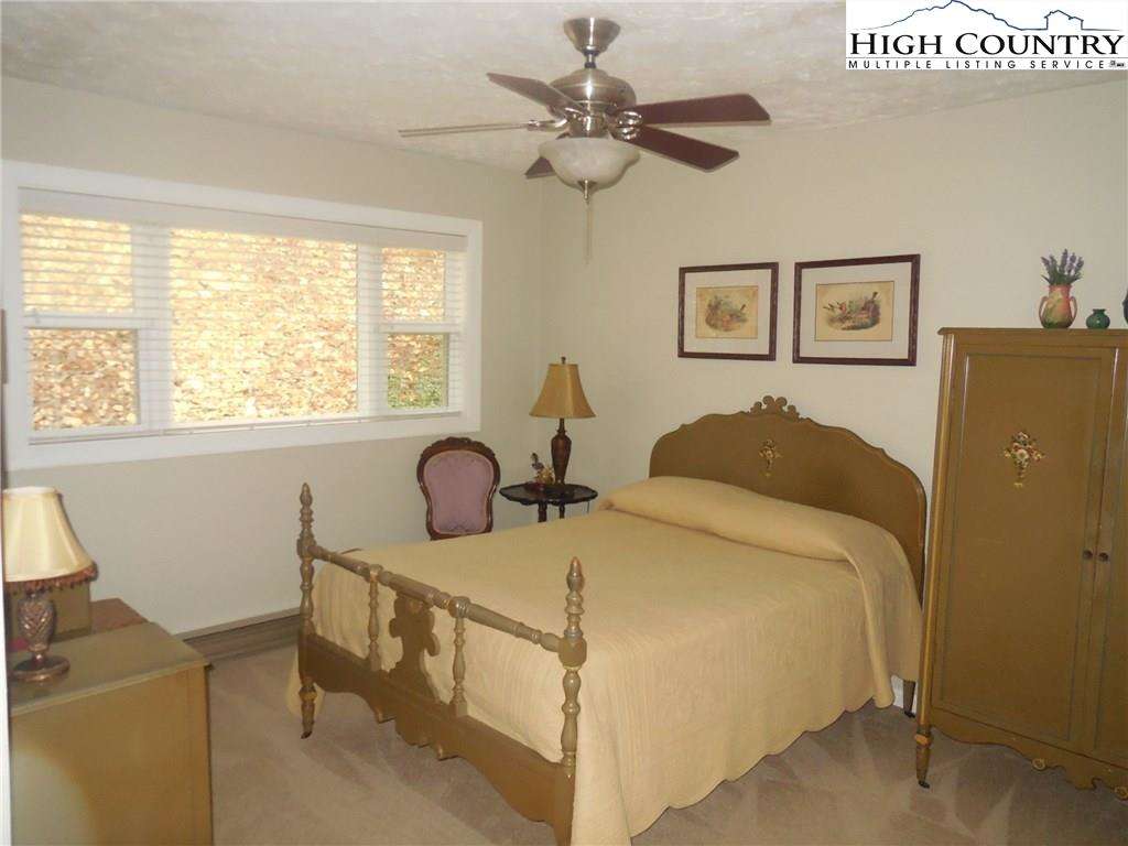 MLS 221737 651 Mountain Glen, Newland, NC 28657