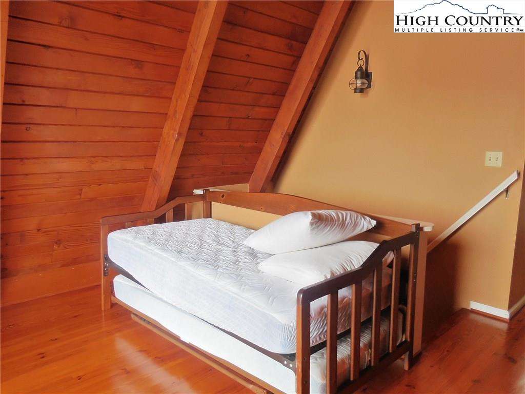 MLS 221737 651 Mountain Glen, Newland, NC 28657