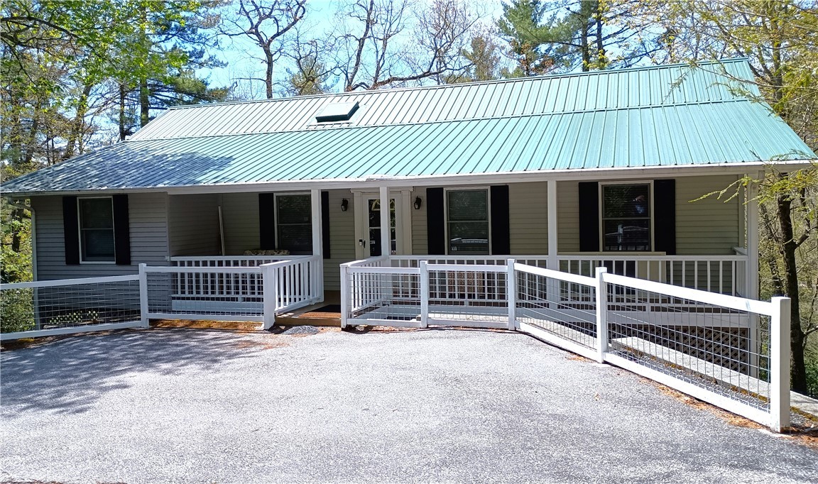 70 Tulip Lane