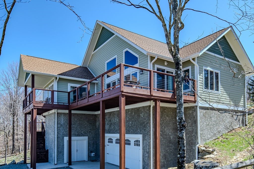 701 Beech Mountain Parkway