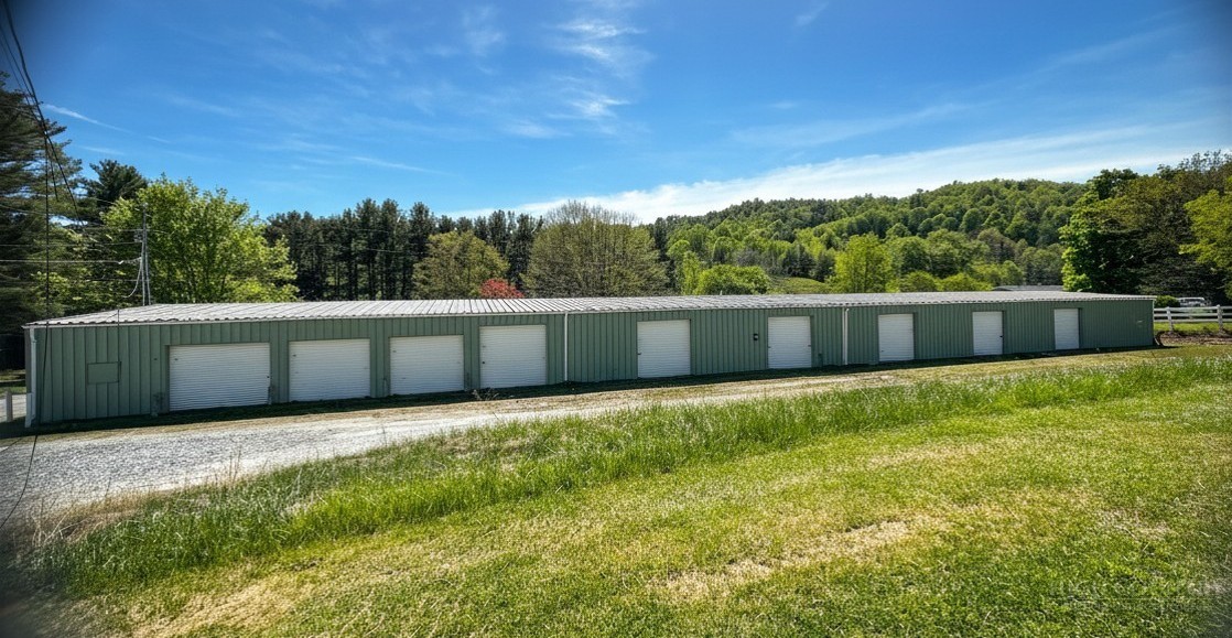 7350 Old Hwy 421