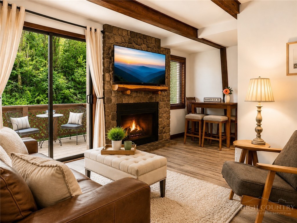 76 Creekside Drive A