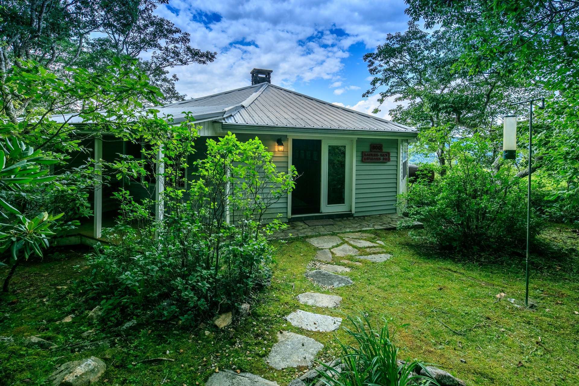 An added bonus, this adorable 3-bedroom, 2-bath guest house offers 1428 sq. ft. of living space for family or guests and is also conveyed furnished.