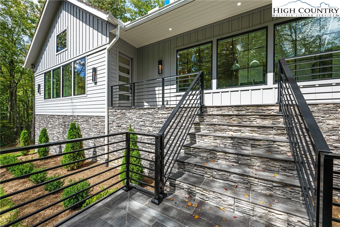 781 Evergreen