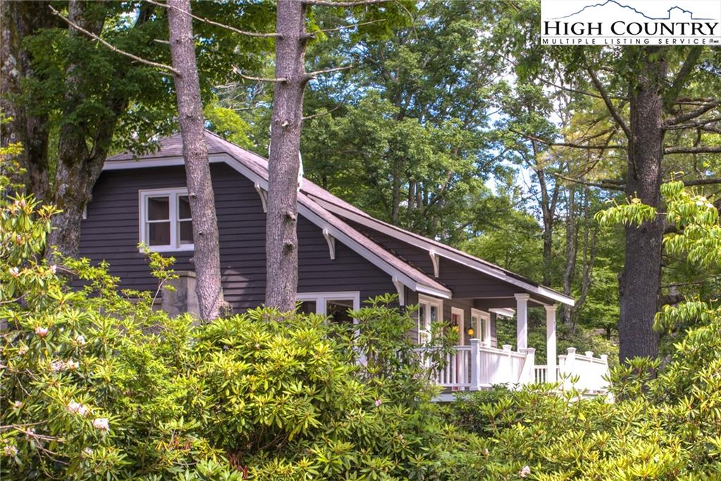 MLS 222838 789 Laurel Lane, Blowing Rock, NC 28605