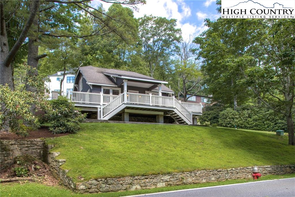 MLS 222838 789 Laurel Lane, Blowing Rock, NC 28605
