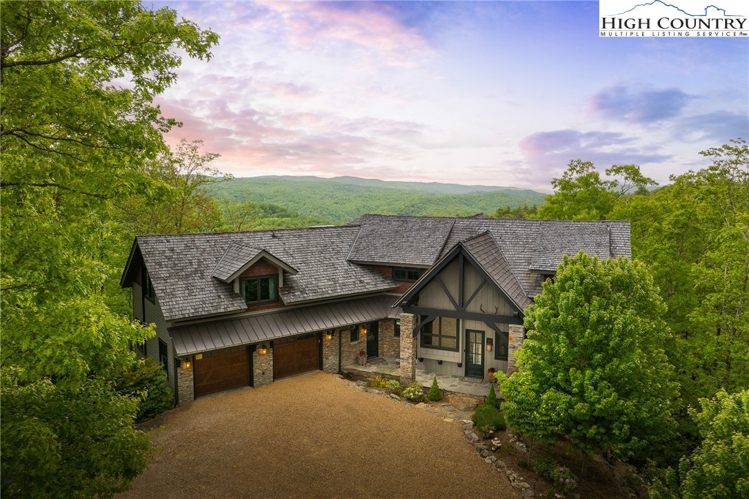 856 Ninebark Road