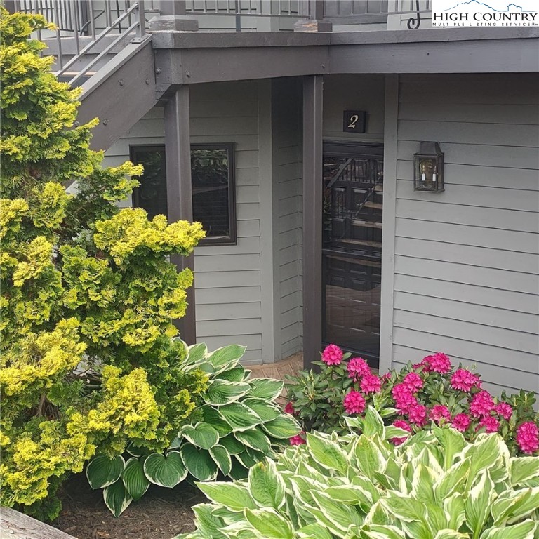 862 Chetola Lake Drive Finch 2