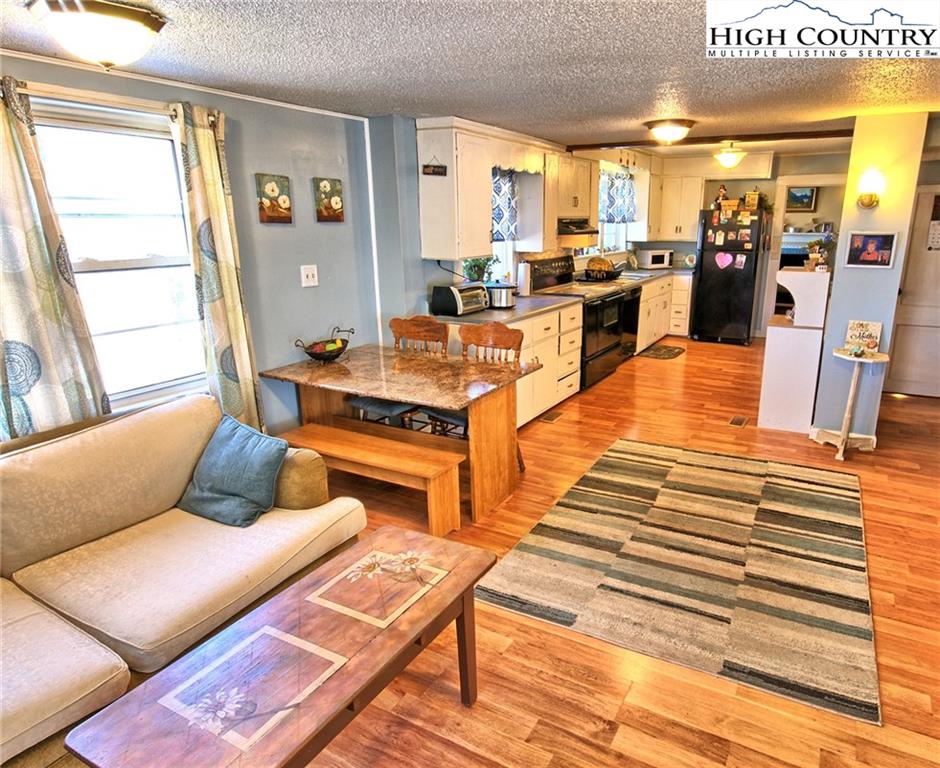 MLS 227247 910 Nettle Knob Road, West Jefferson, NC 28694