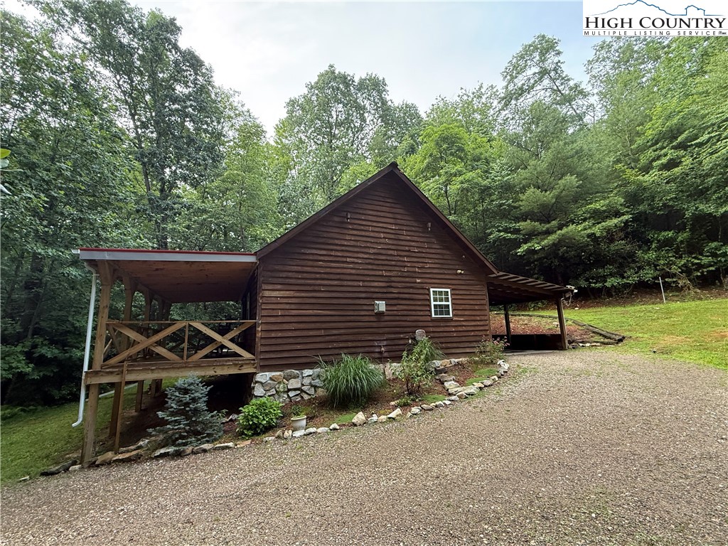 912 Hawkins Road