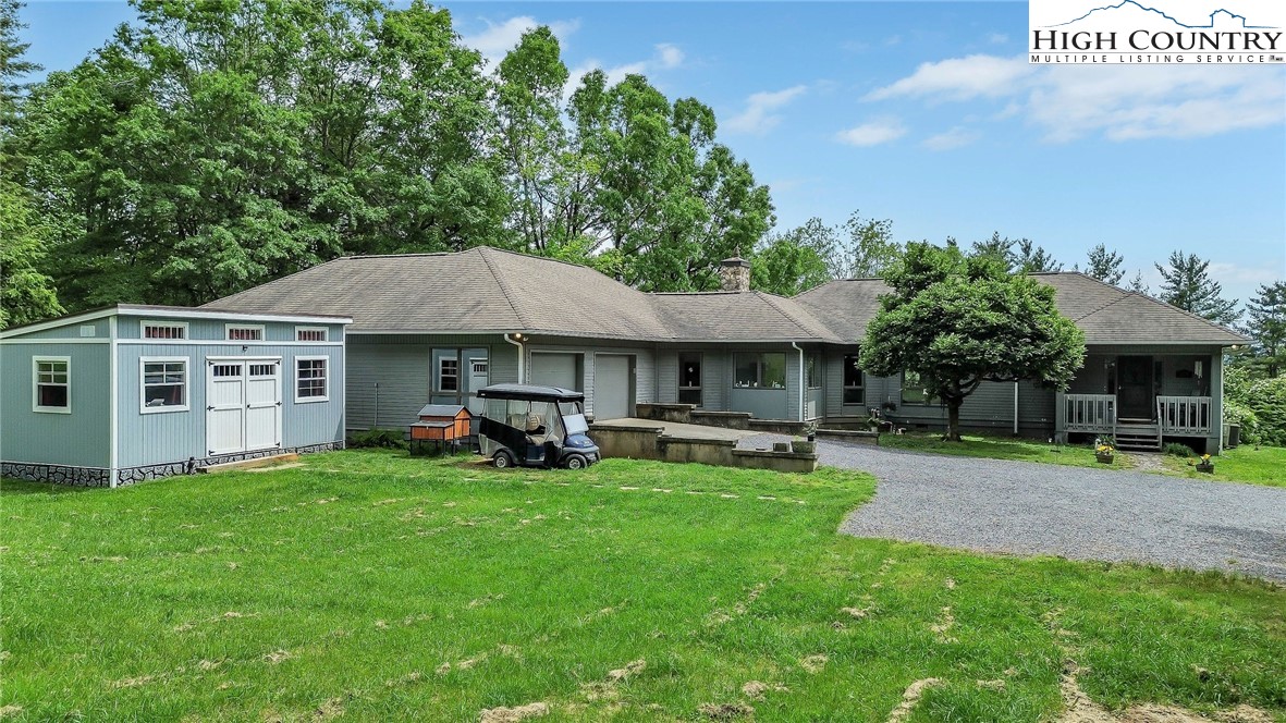 931,935,939 Don Bare Road