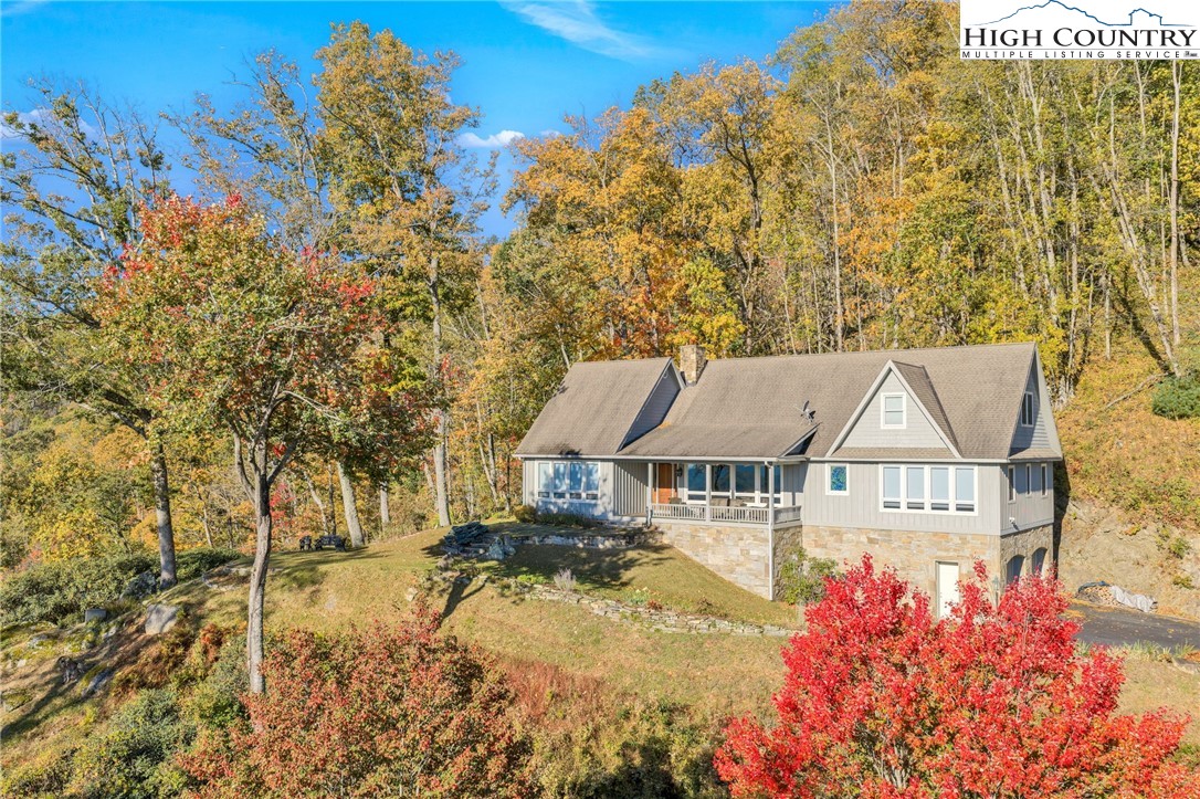 933 Thunder Ridge Lane