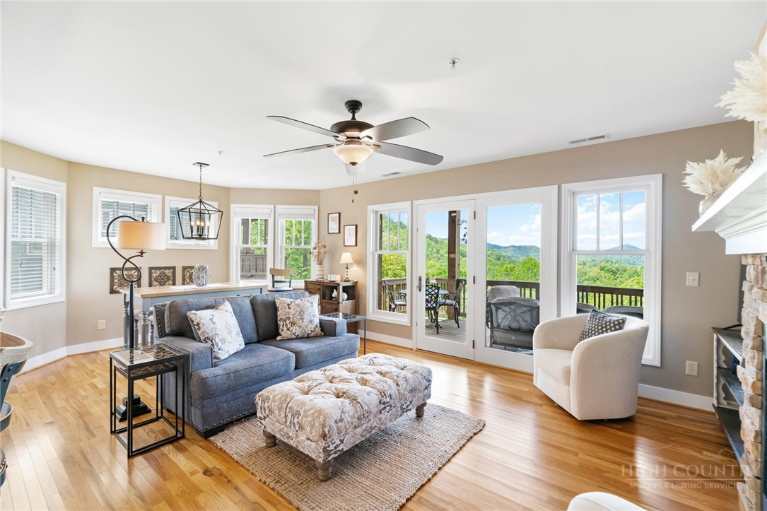 942 Ridge Haven Parkway R1211