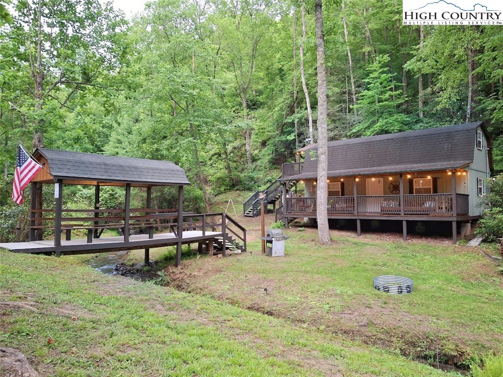 945 Lyons Road