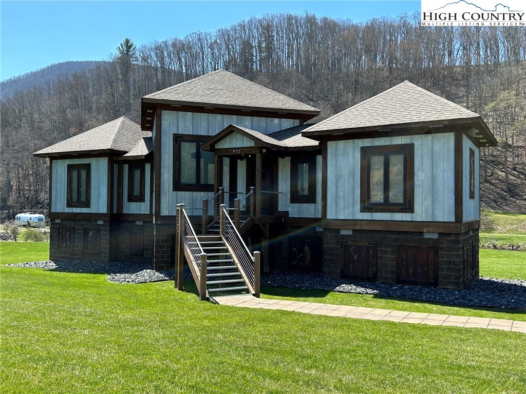 972 W DEEP FORD Road