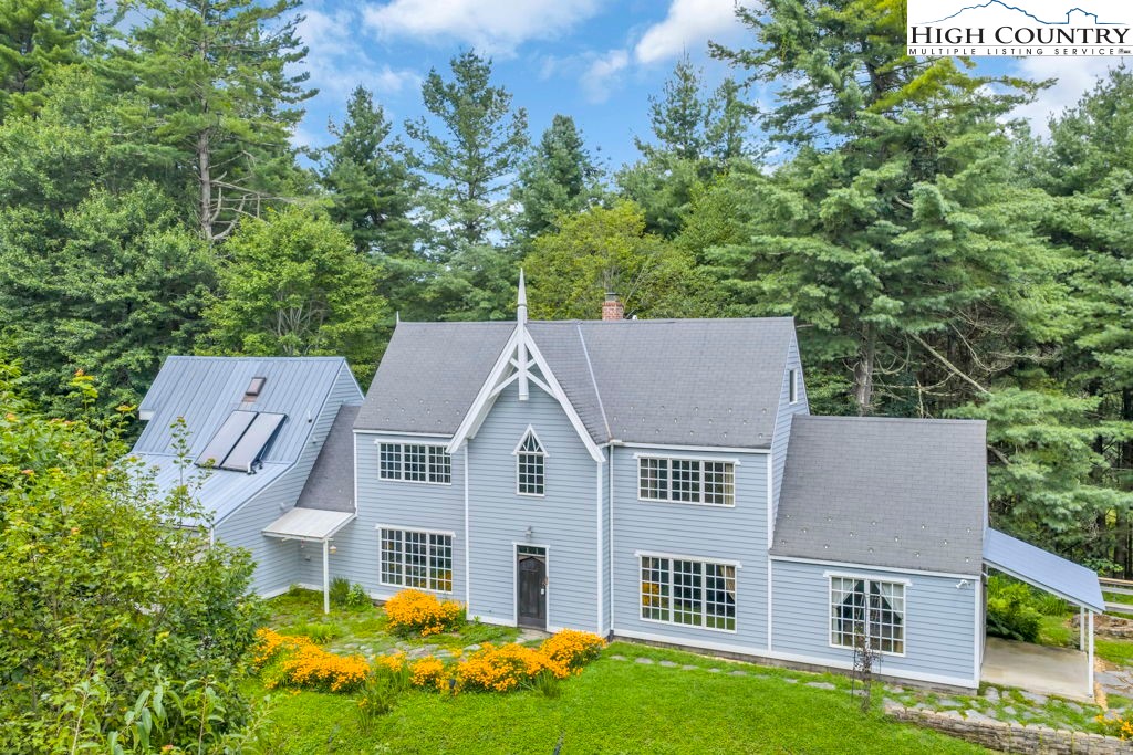 989 Little Laurel Road