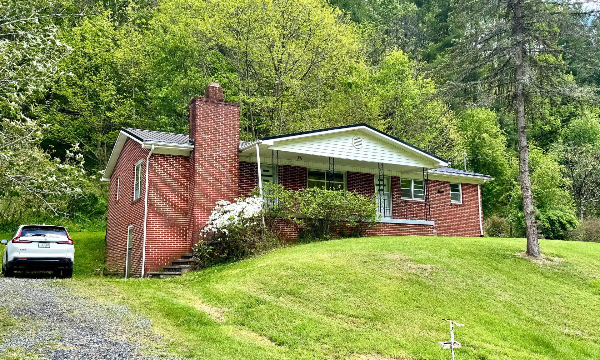 Classic Mid Century Home in Creston NC
