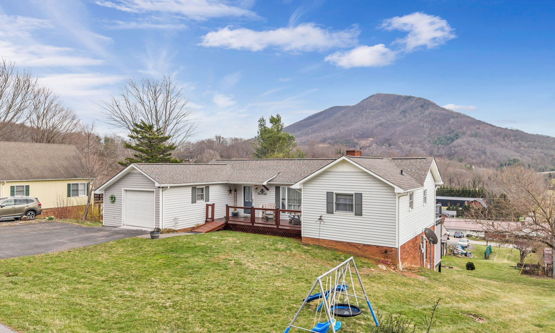 NC Mountain Home Income Potential