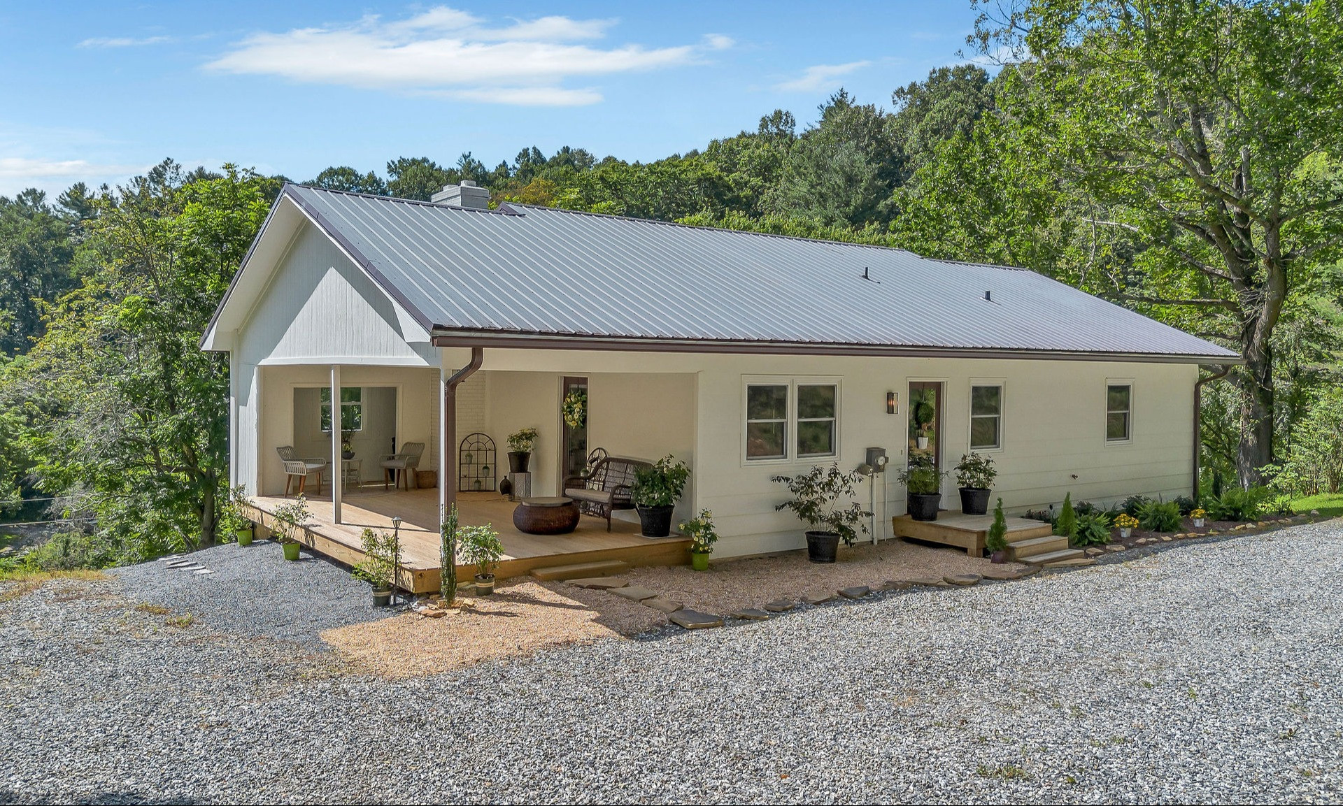 Spacious Mountain Home Todd NC