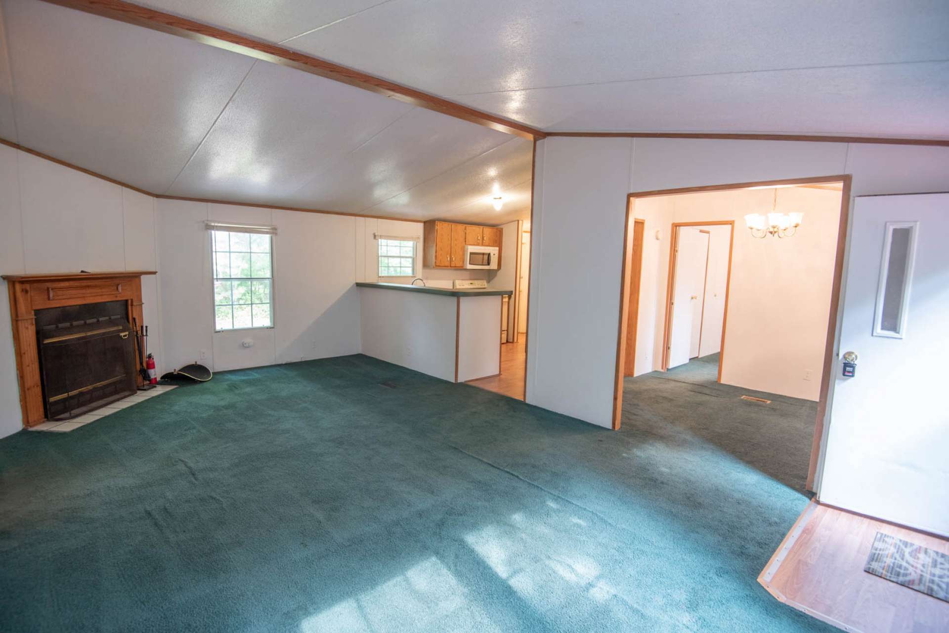 Easy transition from living area to kitchen and dining area.