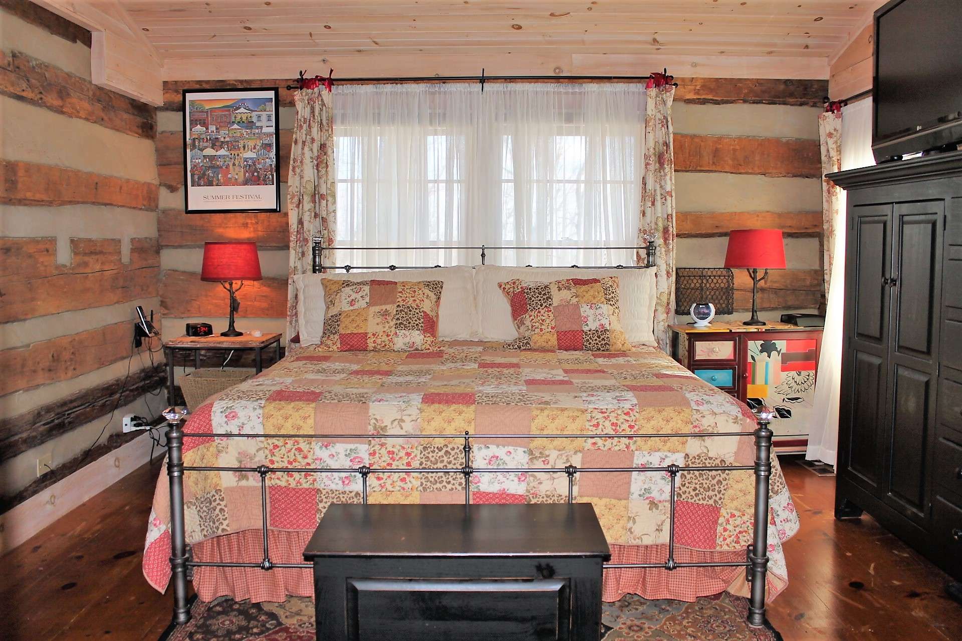 Master bedroom has high ceilings and lots of windows to bring in the morning sunshine.