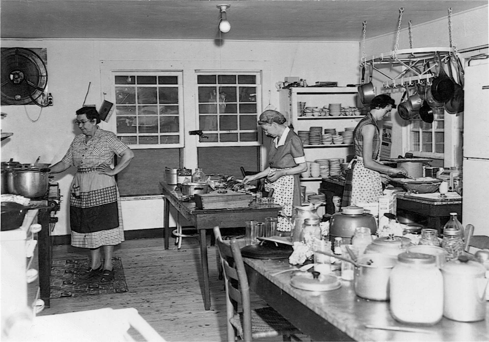 Shatley Springs kitchen, July 4, 1955 On left: Mrs JB (Susie Hutchins) Williams (one of the former owners)