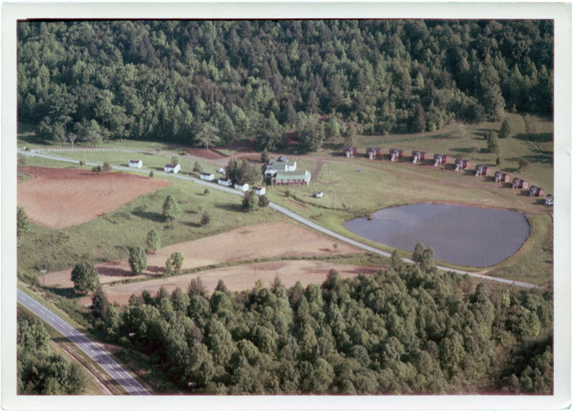 July 7, 1965 aerial photo of Shatley Springs Restaurant and cabins.