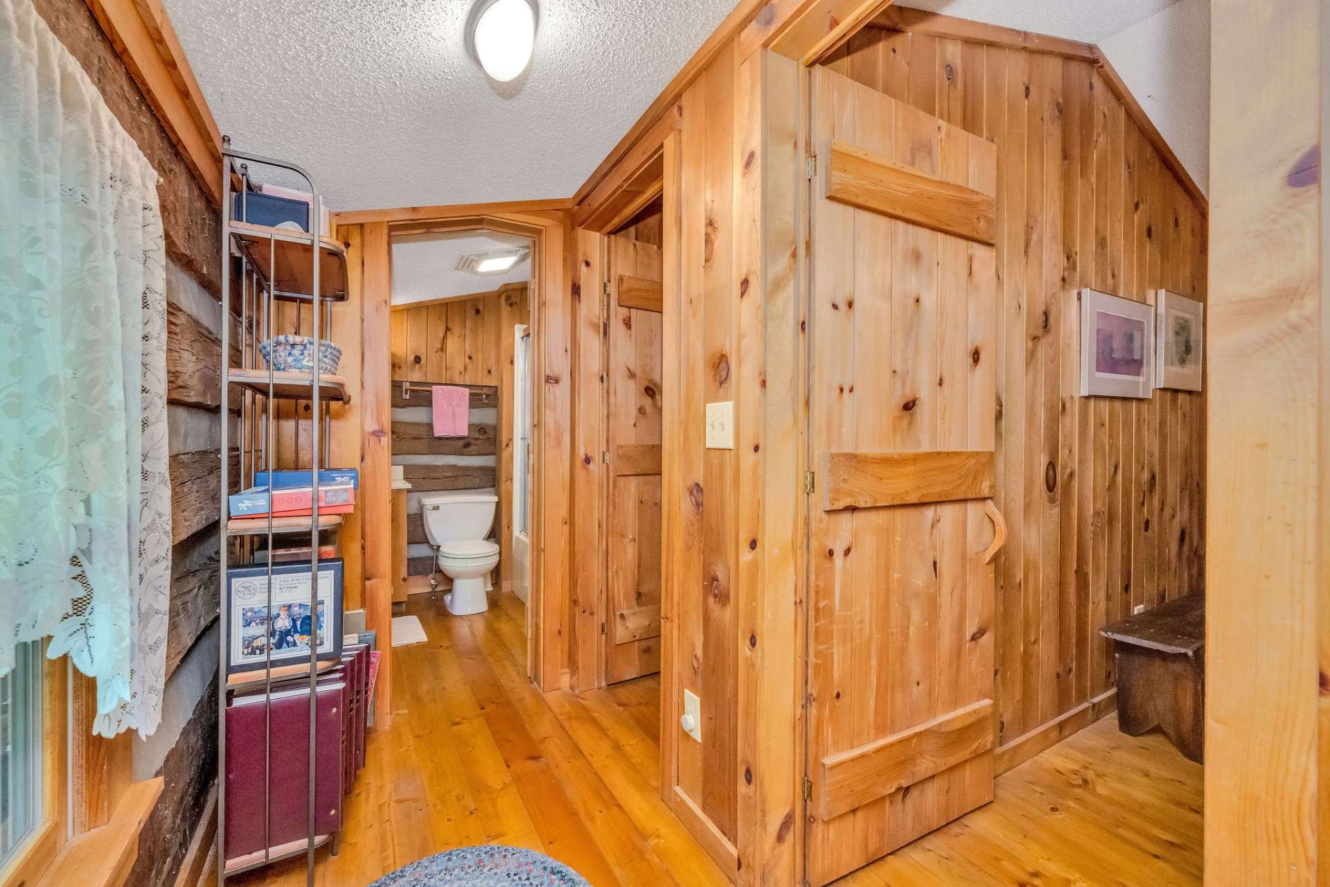 This level offers 2 bedrooms and a second full bath.