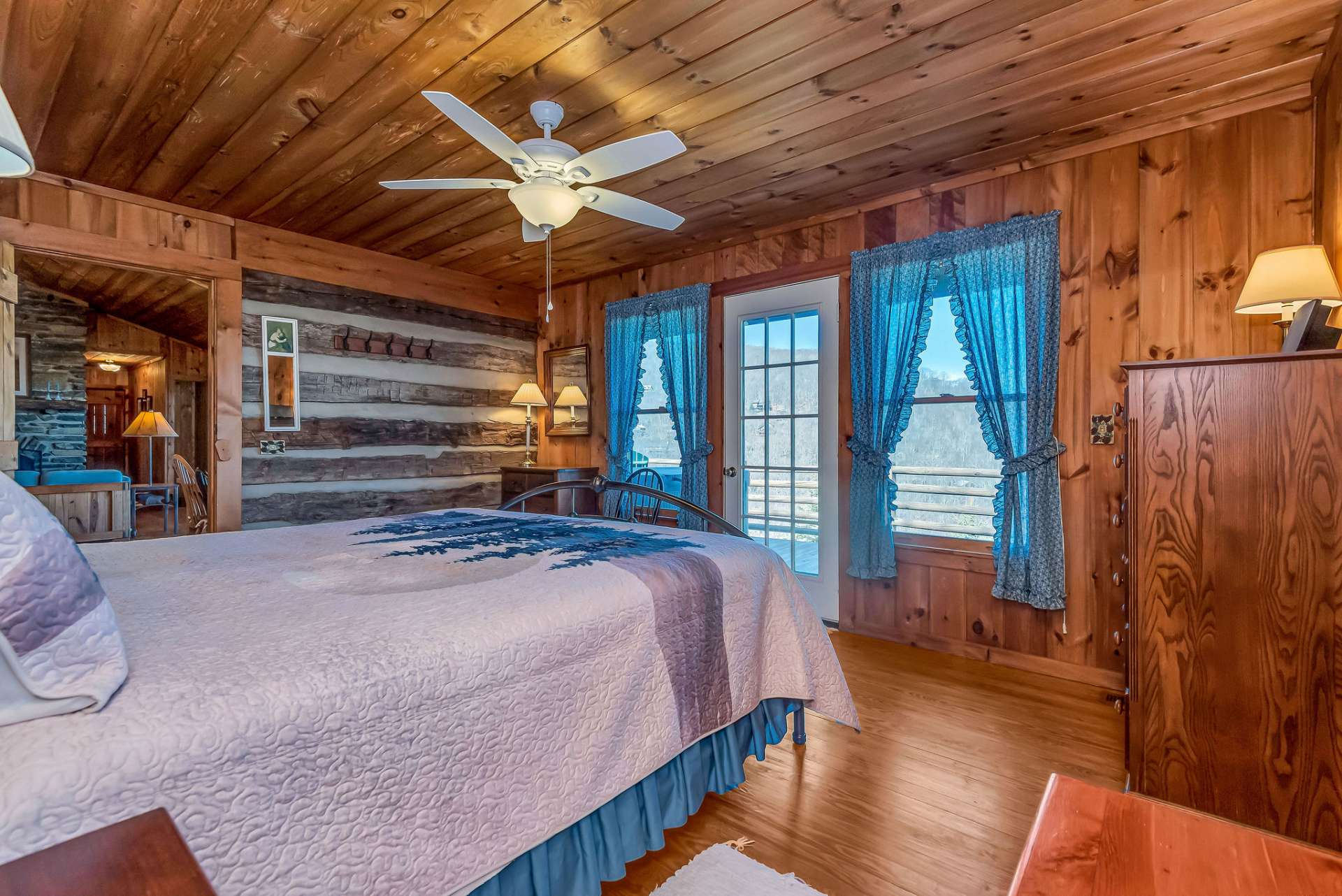 Enjoy breakfast in bed with beautiful sunrise views and convenient access to the open deck.