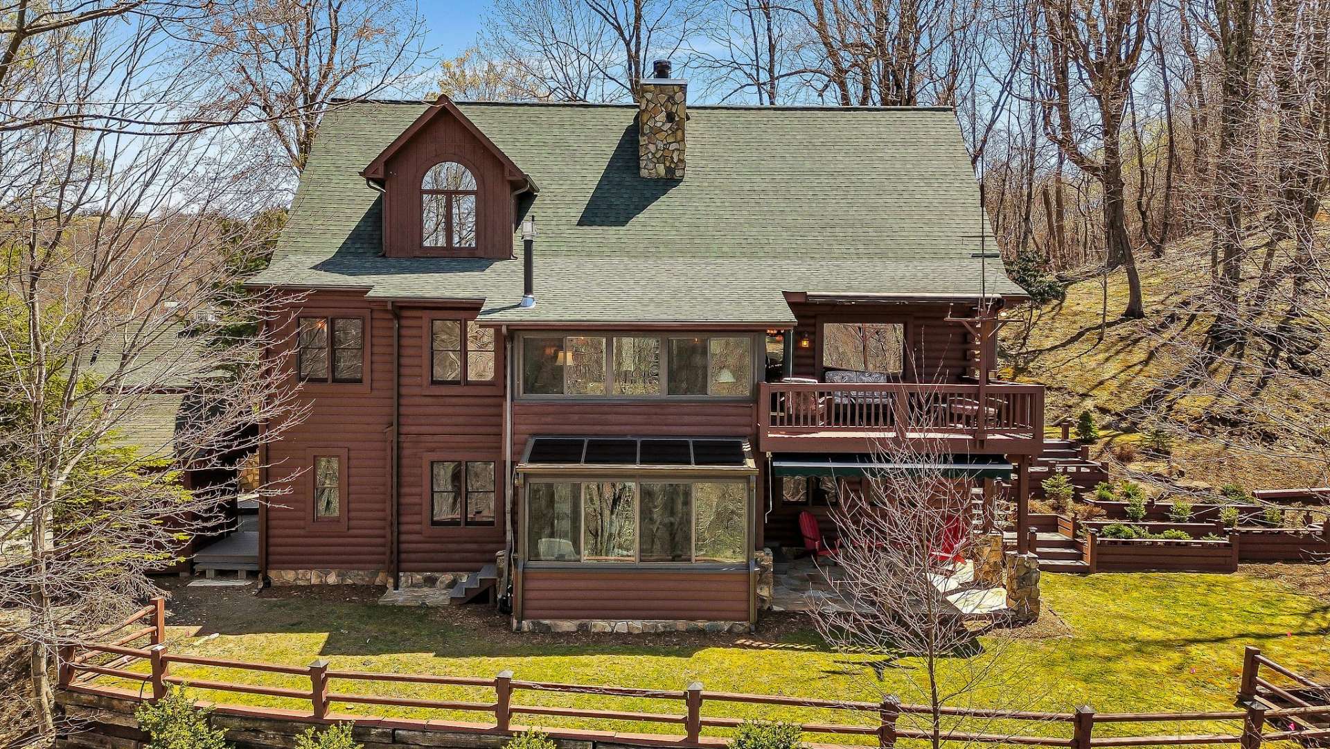 Enjoy outdoor dining and the views of Bluff Mountain from the back covered deck.