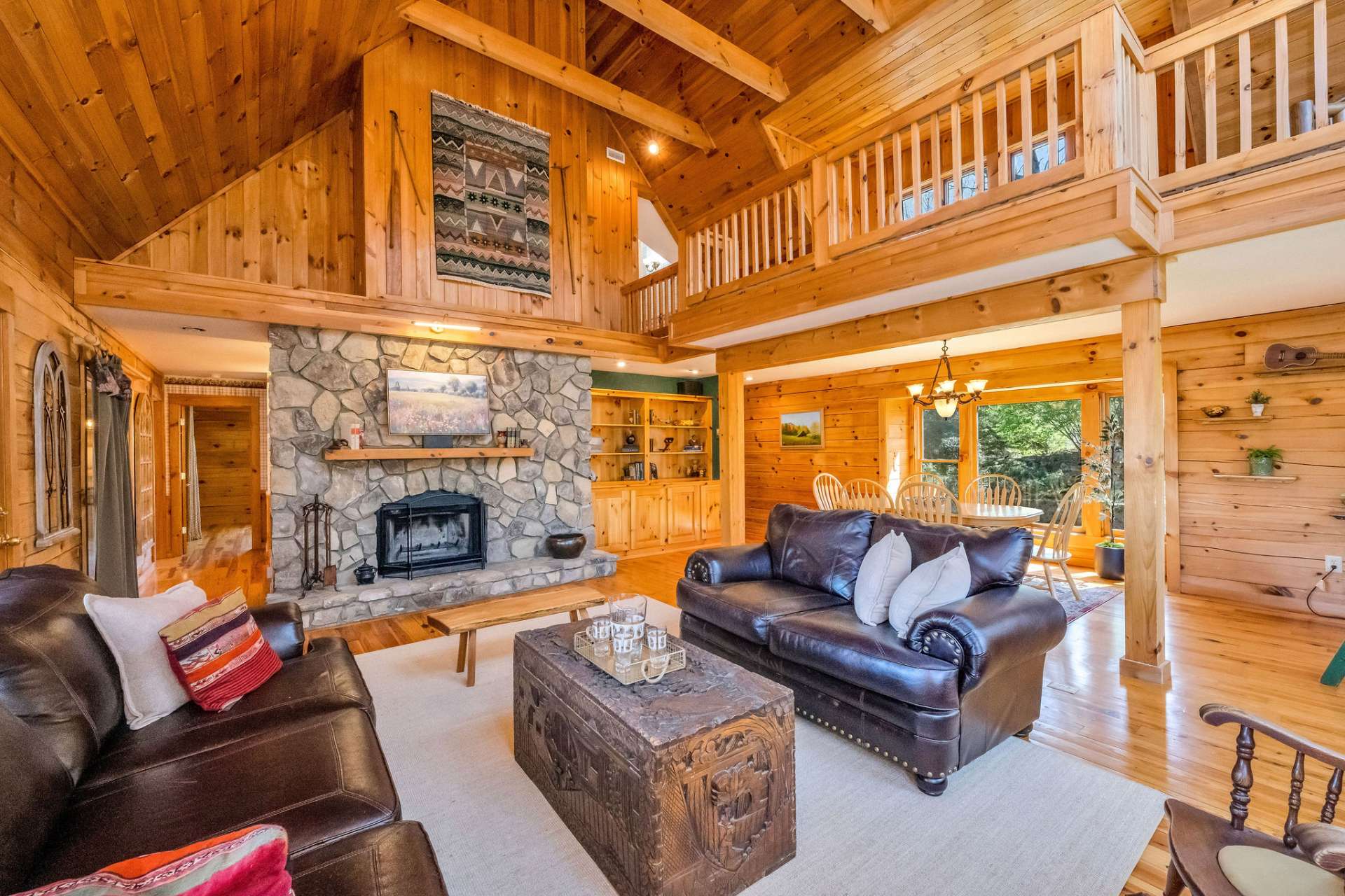 Check out Loft above that was used as an office