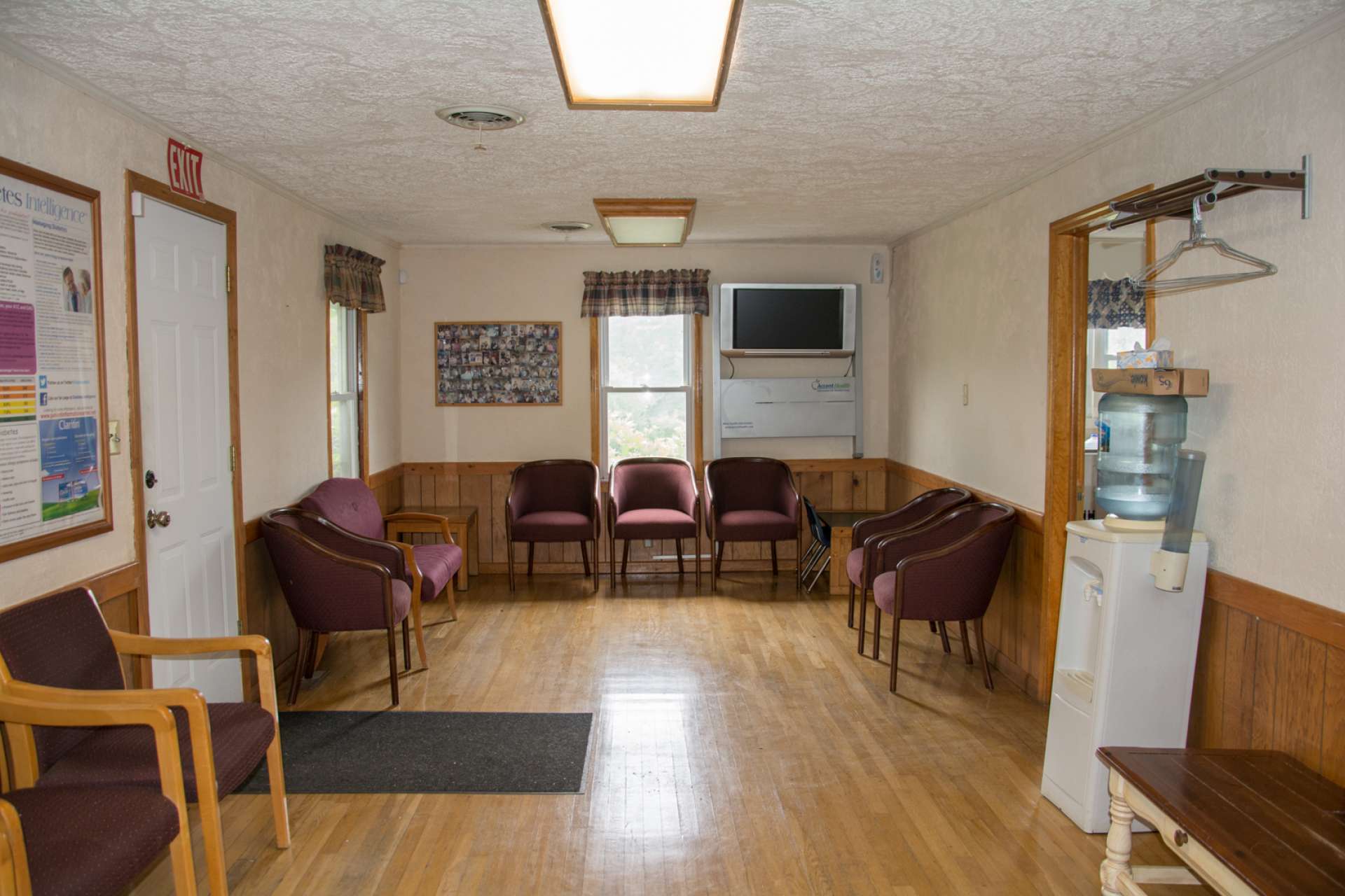 This facility is the former location of a successful medical practice offering a large reception area with half bath, six exam rooms, office with half bath, office with full bath, half bath in the hallway, large room with upper and lower cabinets and sink, two offices with check-out windows, and file room.