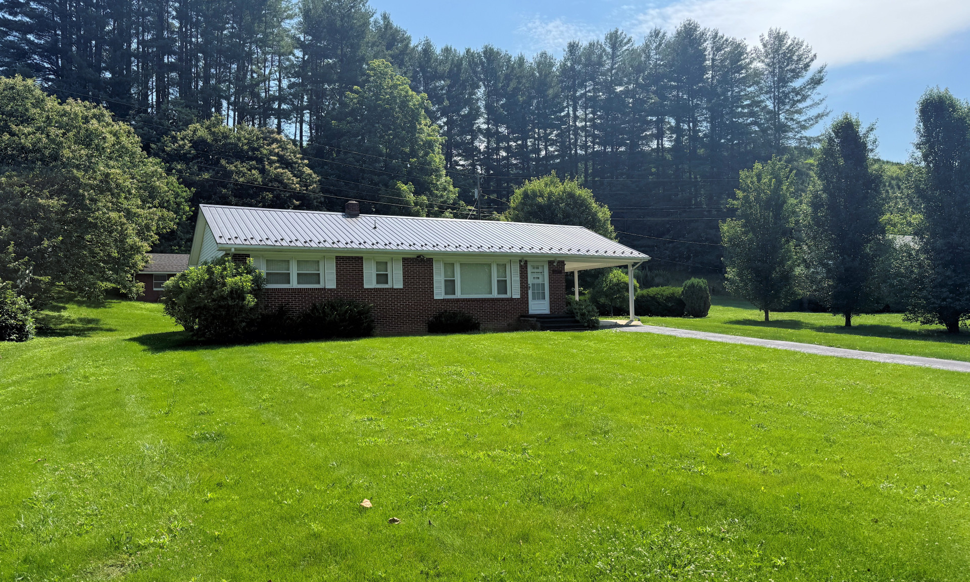 Country Cottage Blue Ridge Mountains of Virginia