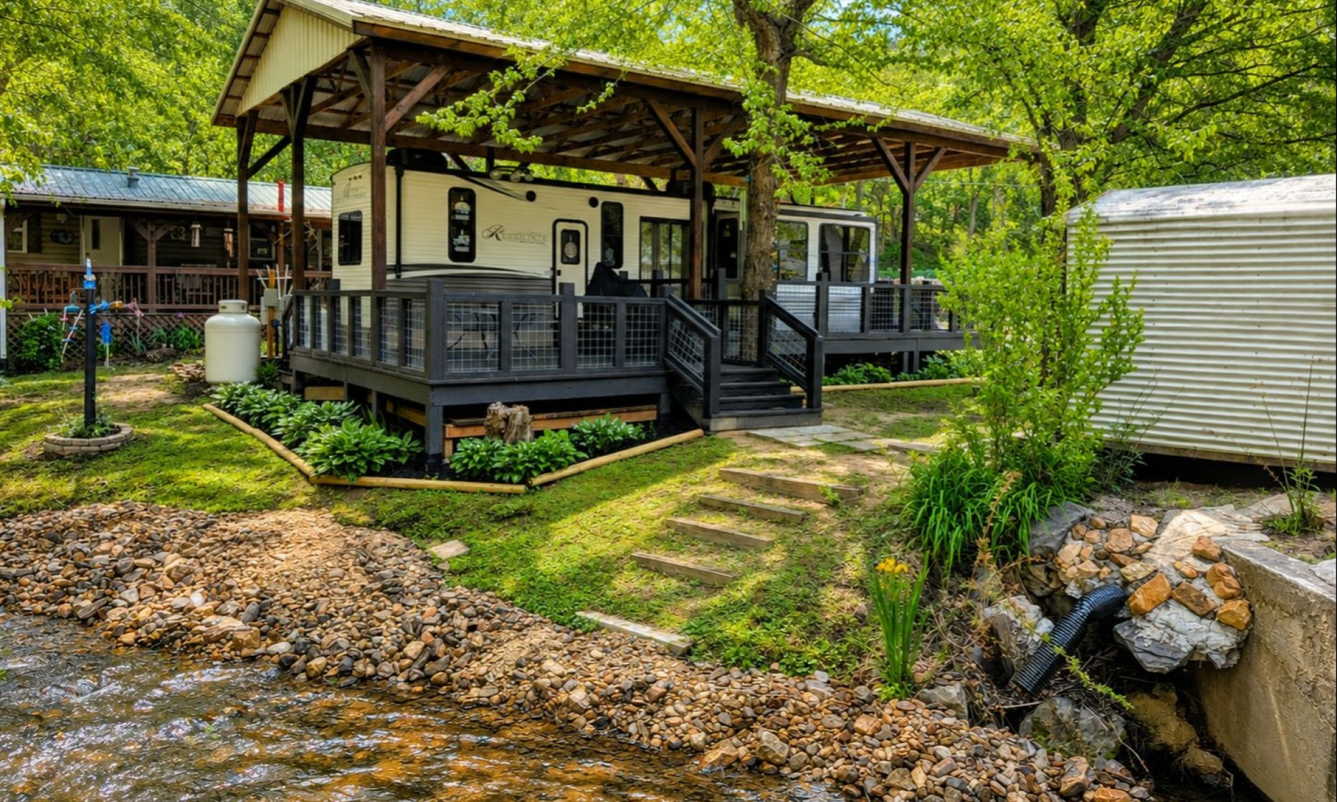 Creekside NC Mountain Retreat Living