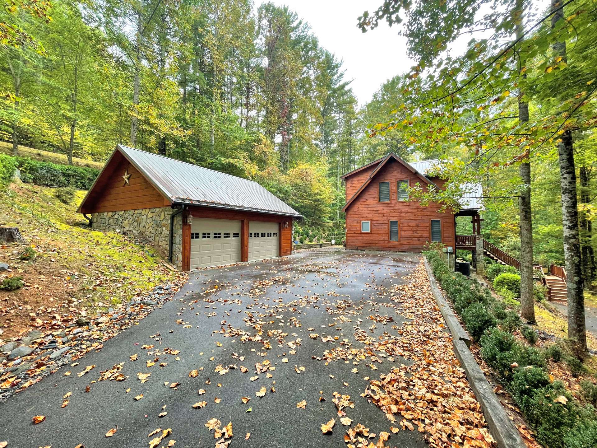 Upper driveway to the garage and home