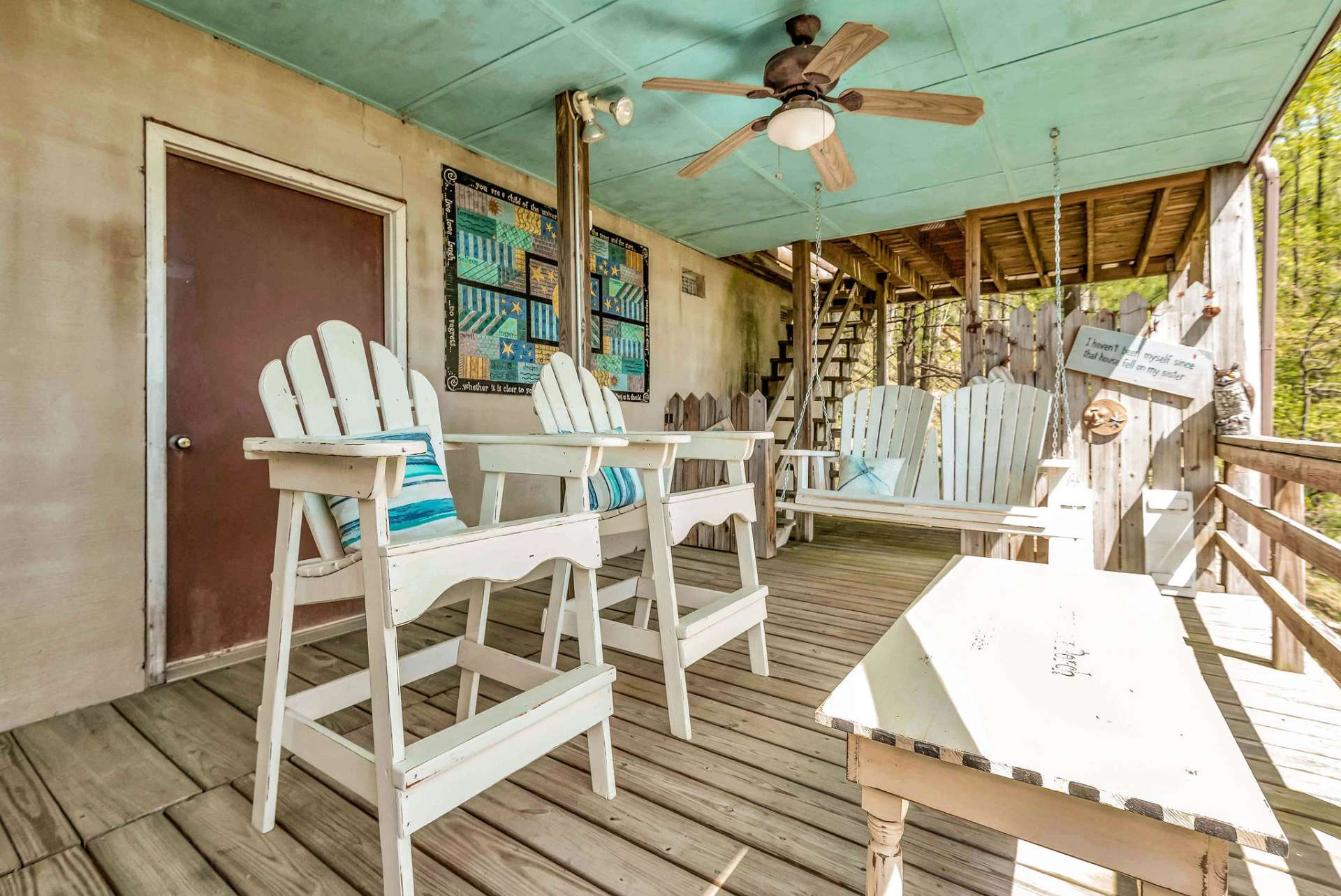 Lower level deck... furniture included!