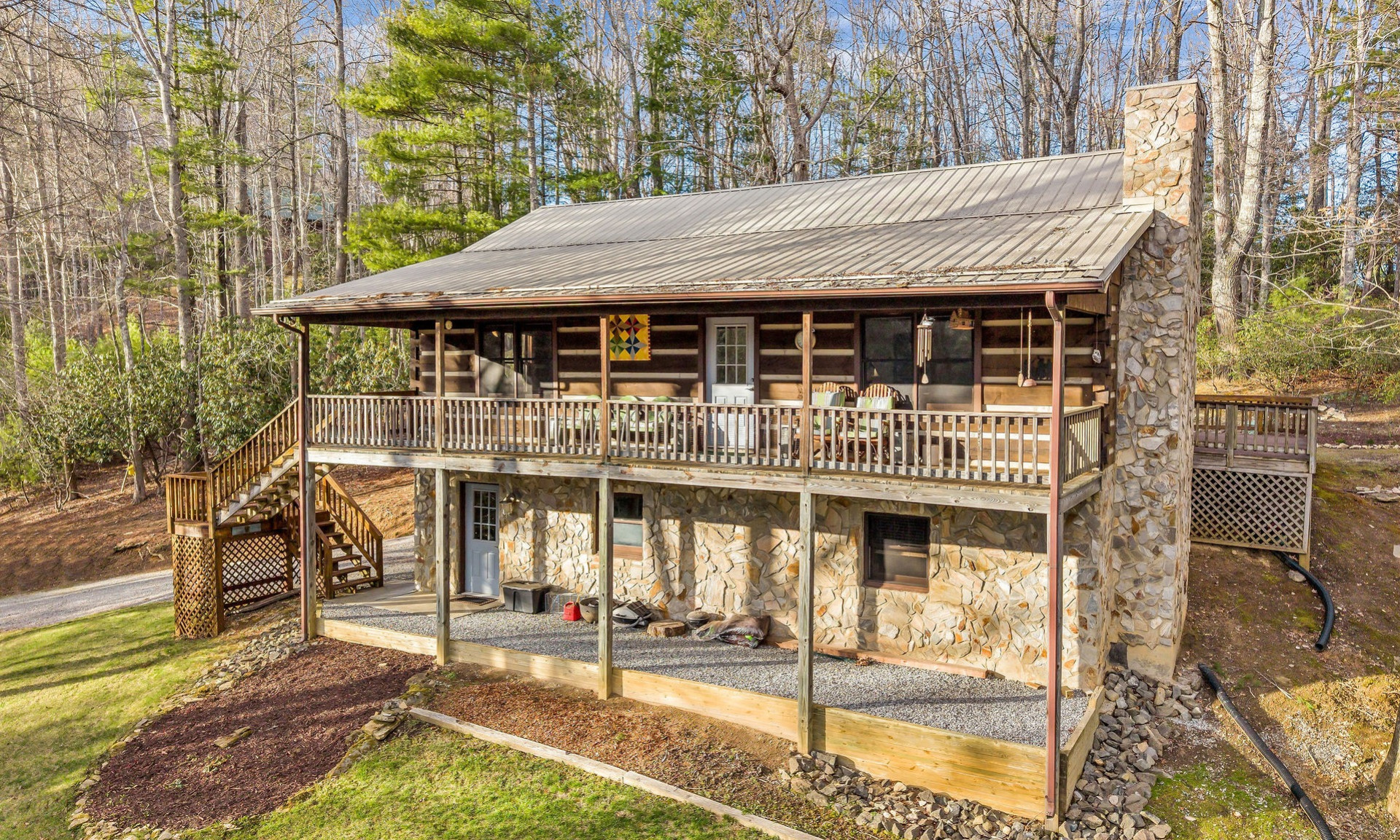 Furnished Log Cabin NC Mountains