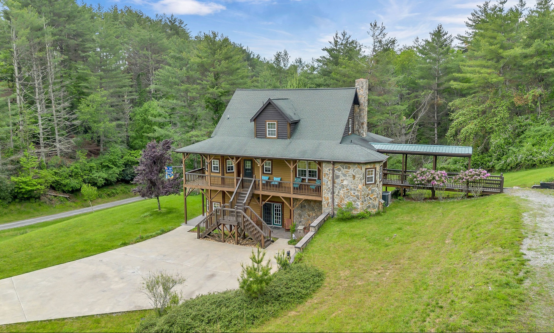 Furnished NC Mountain Cabin New River Access