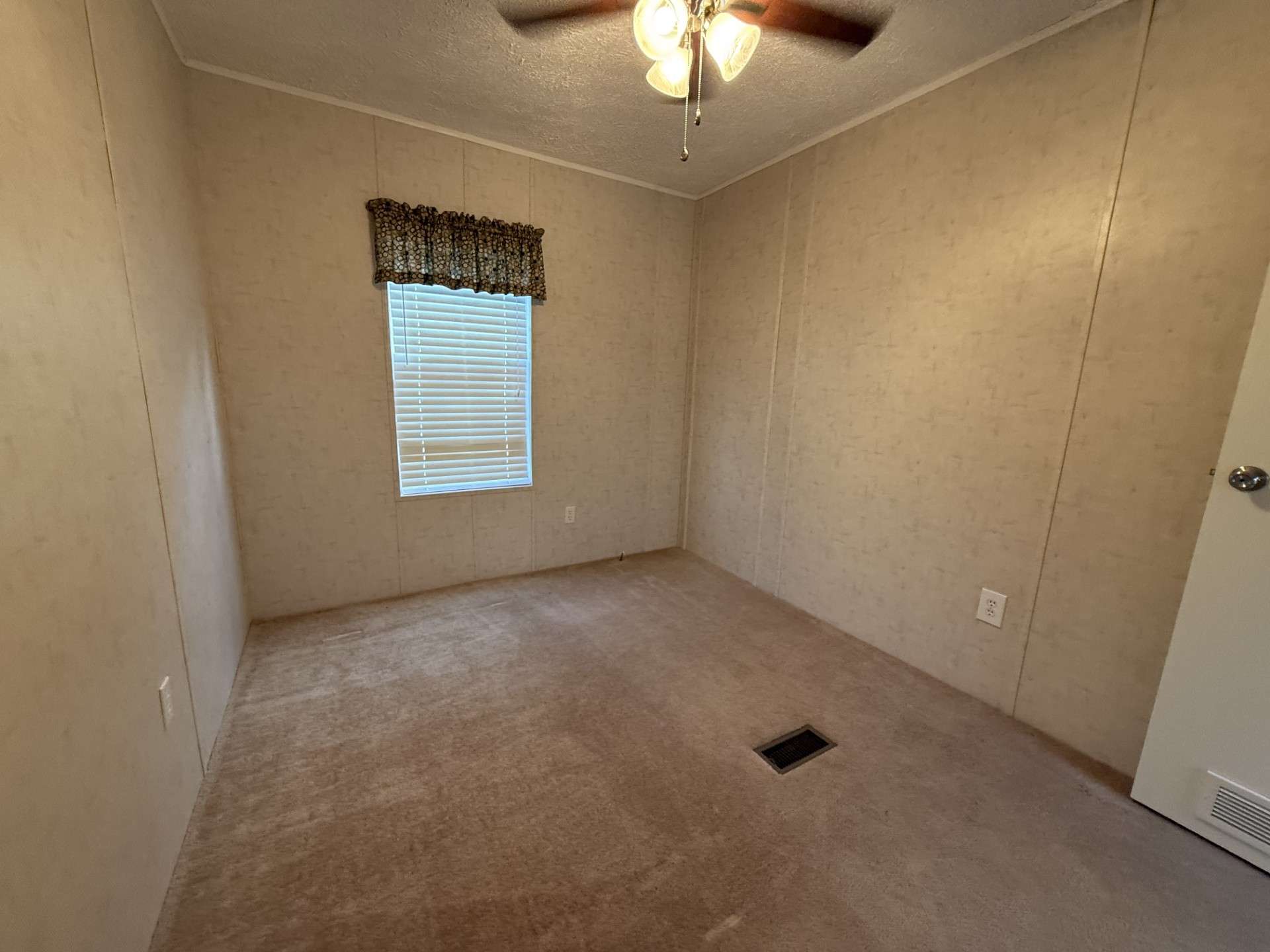 Flex space ideal for home office