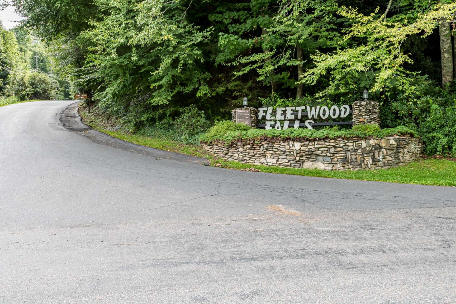 Fleetwood Falls entrance