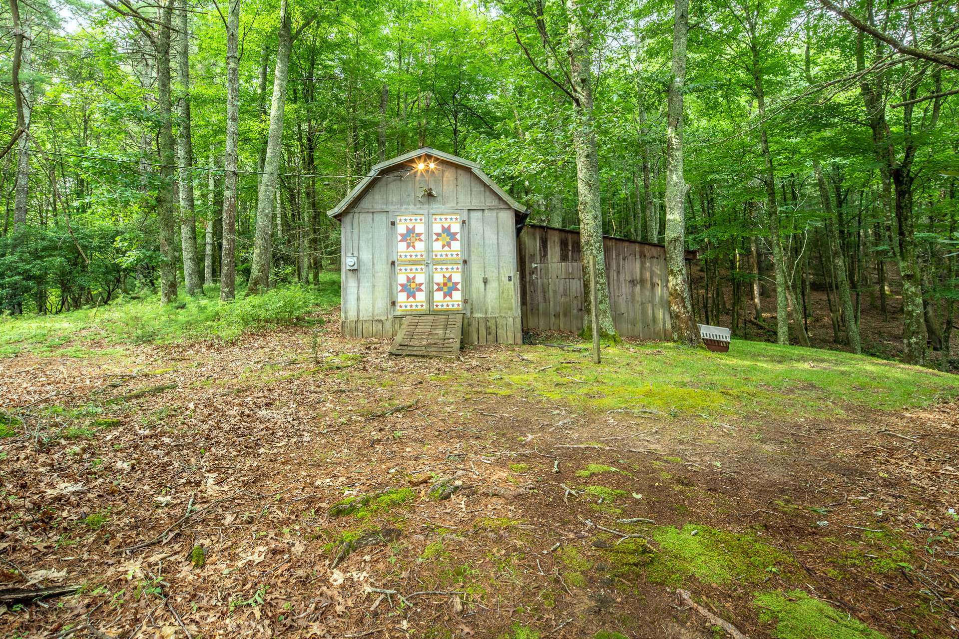 The barn and shed offer great storage. Barn is on its own electric meter.