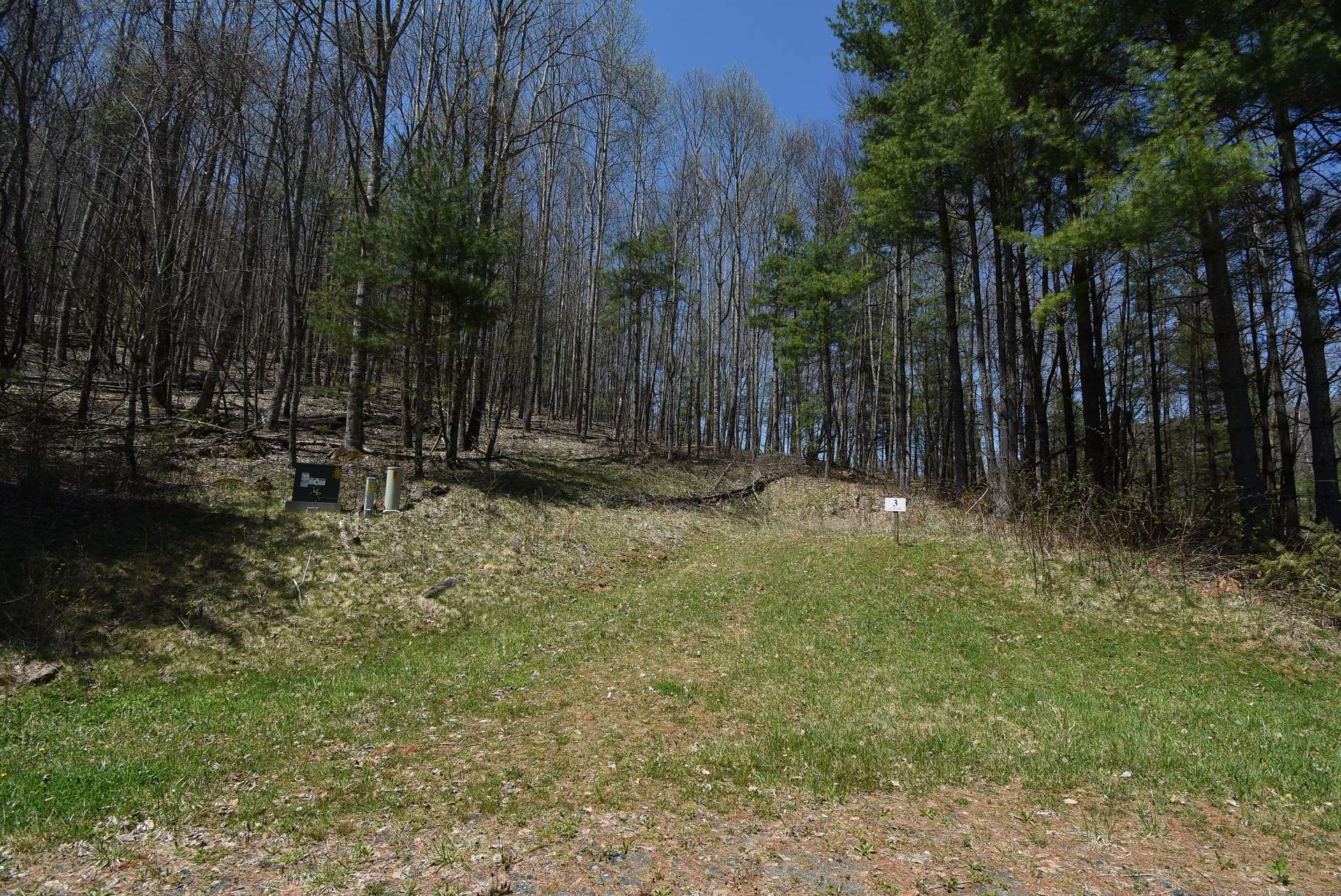 Lot 16 is a gorgeous wooded 1.48 acre homesite now available in Riverwalk at Todd. This lot has a 3-bedroom septic permit and ideal for your NC Mountain retreat cabin or primary residence.