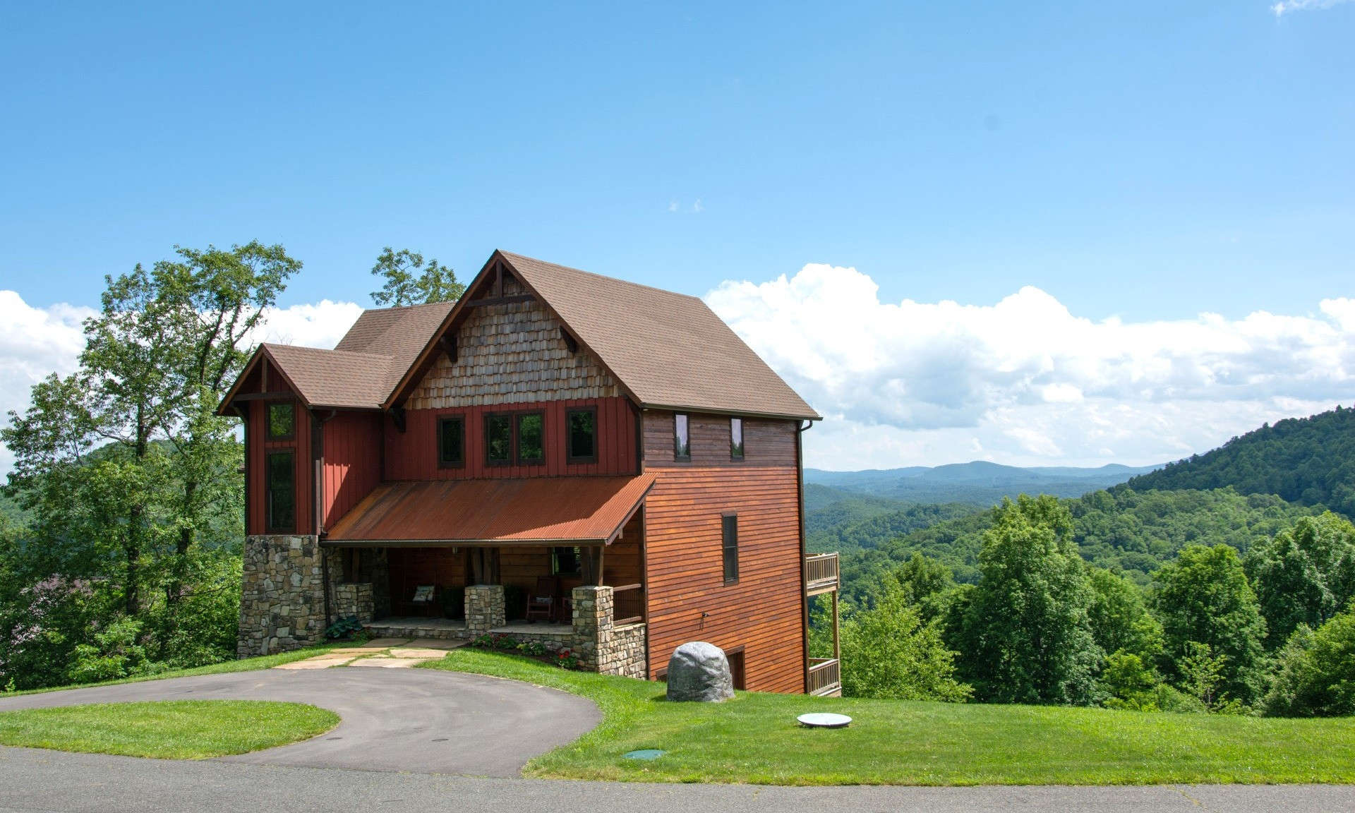 QUALITY CRAFTSMANSHIP BEYOND COMPARISON  indulges every whim like no other in this like new, custom designed and built craftsman-style home in Elk Ridge, an unmatched location in an exclusive setting with breathtaking views included.