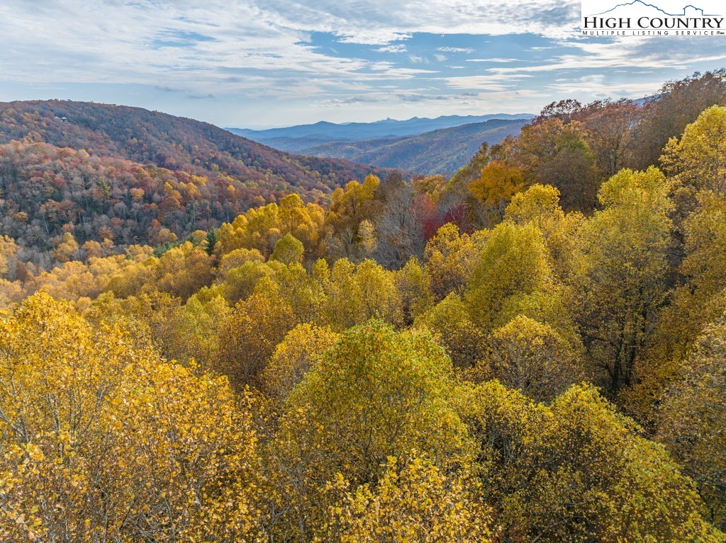 Lot 3 Hiking Hills